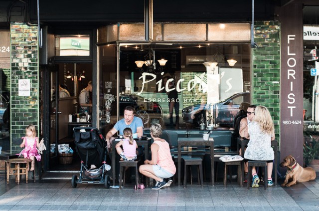 piccolos-cafe-storefront-680x450